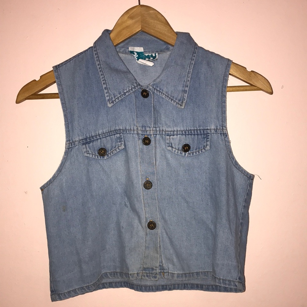 VINTAGE SLEEVELESS DENIM Crop top